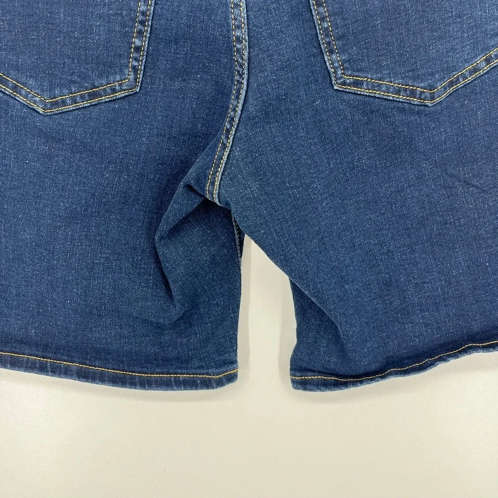 Gap 5 Inch Girlfriend Short Mid Rise Dark Wash Denim Jeans 28 6 Tall 570611-00-1